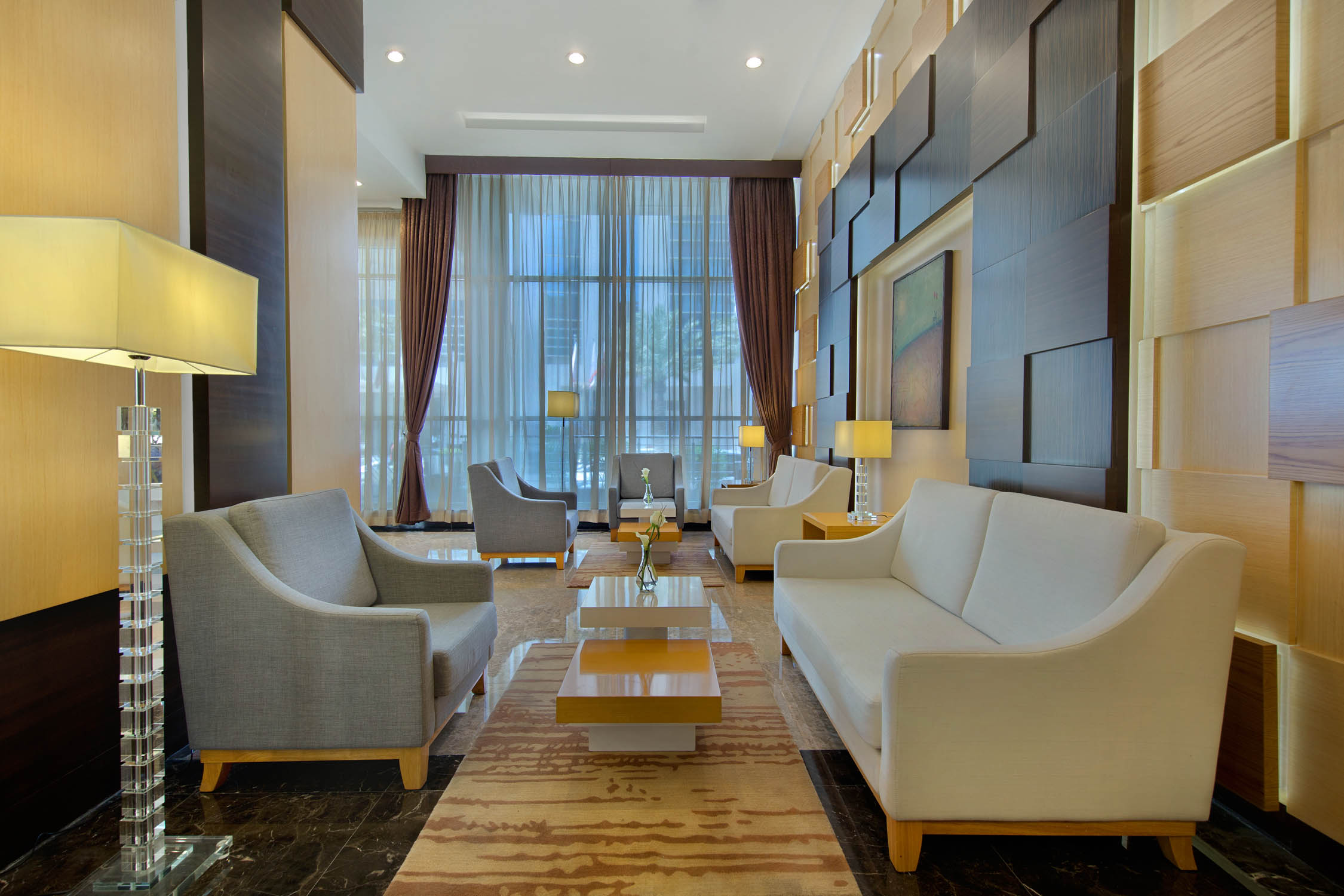 IMG_0015_lobby9_high.jpg